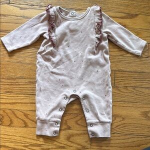 Pehr Cozy Pink Ruffled Footie One Piece 3-6 months